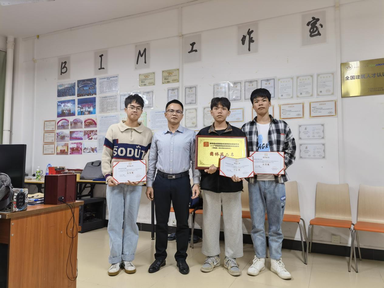 说明: 53f82ec73008f6836273defcb47cf8b